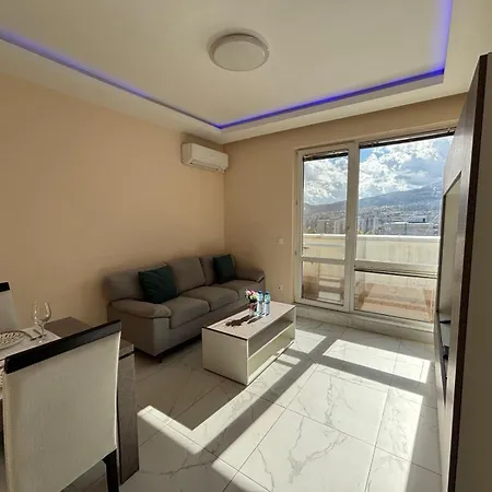 アパート Sunshine One Bedroom *